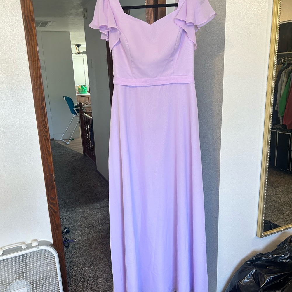 Elegant Lavender Maxi Dress with Flutter Sleeves